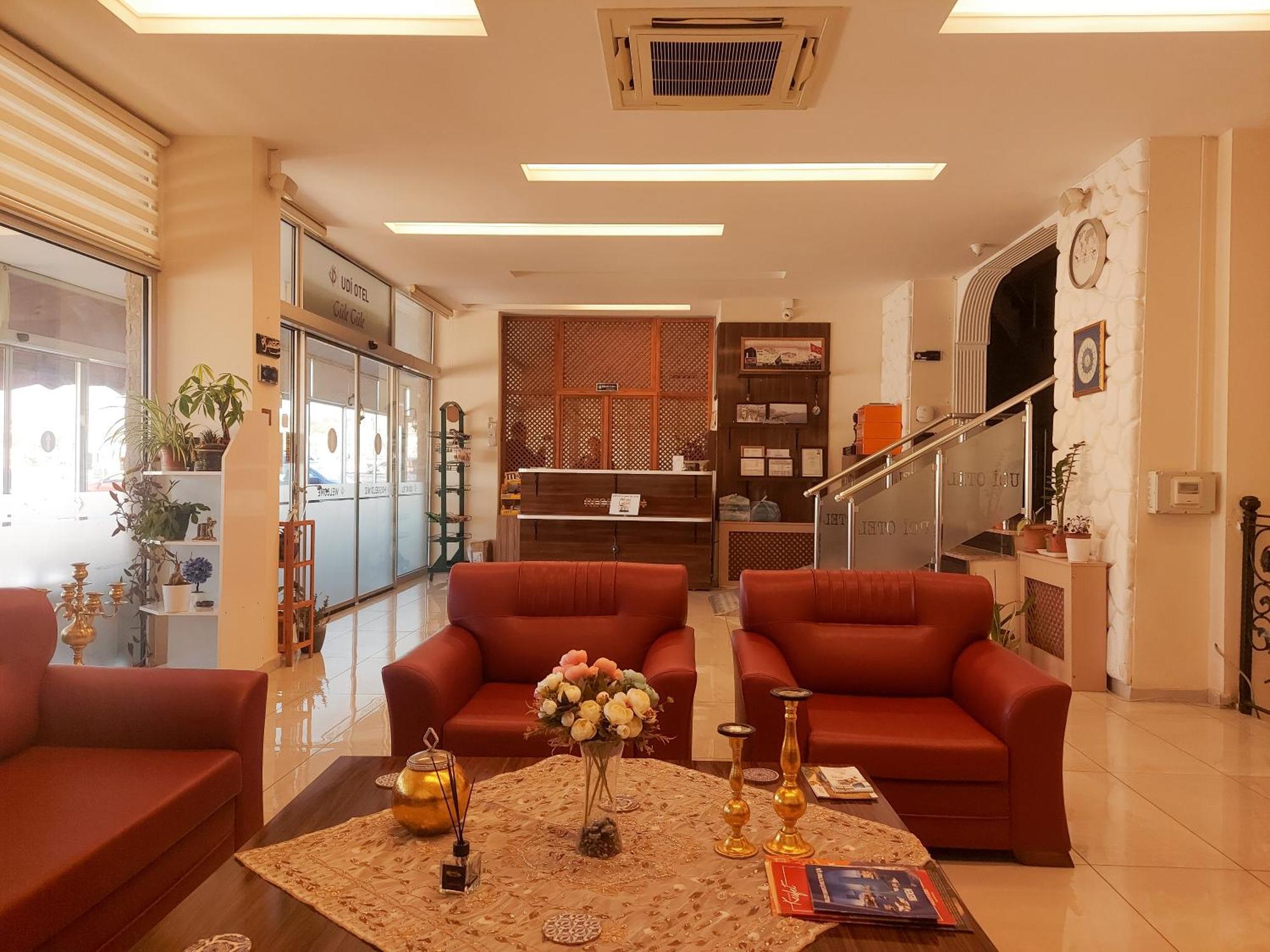 تْشاناكالي Udi Hotel المظهر الخارجي الصورة