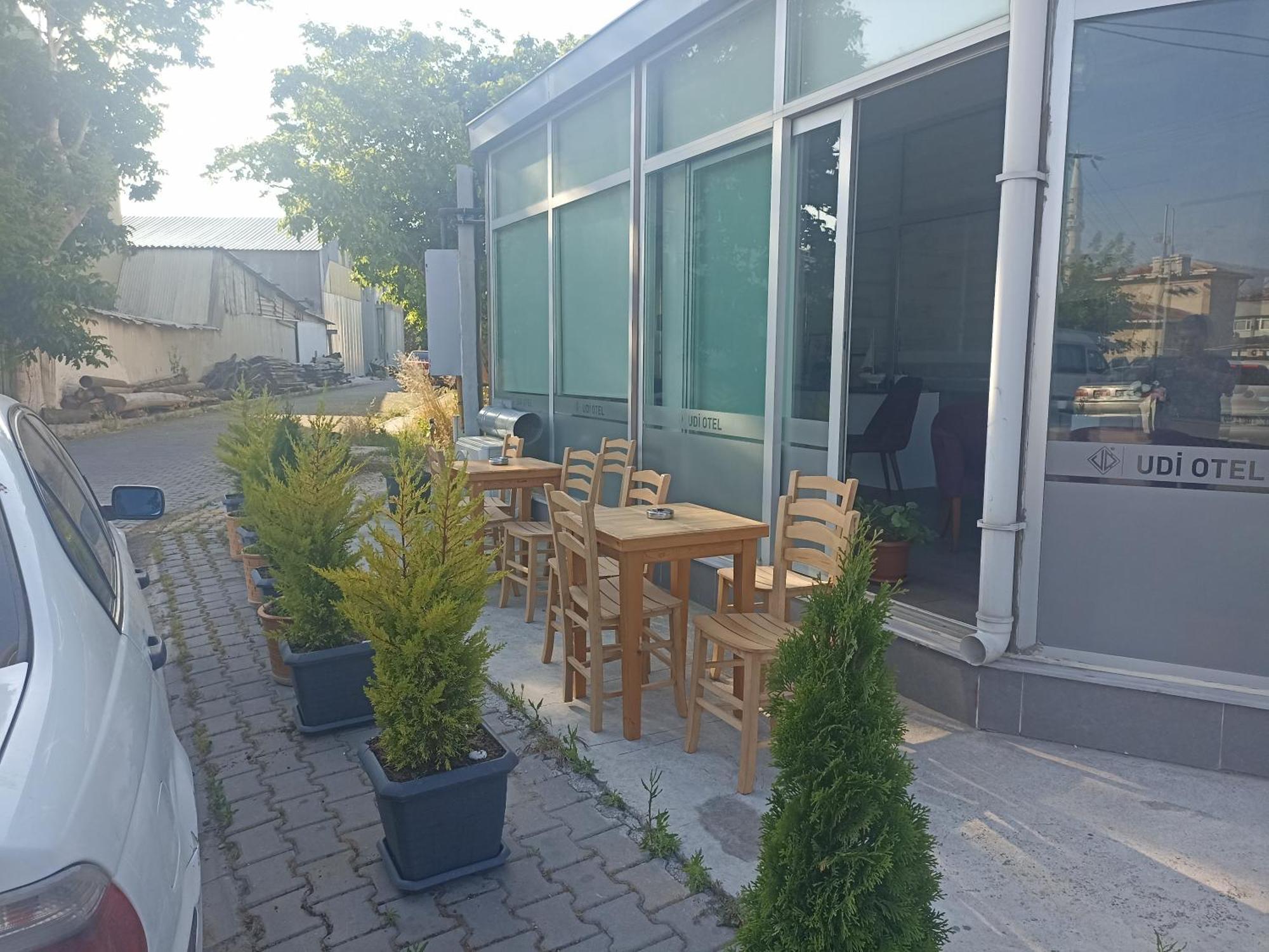 تْشاناكالي Udi Hotel المظهر الخارجي الصورة