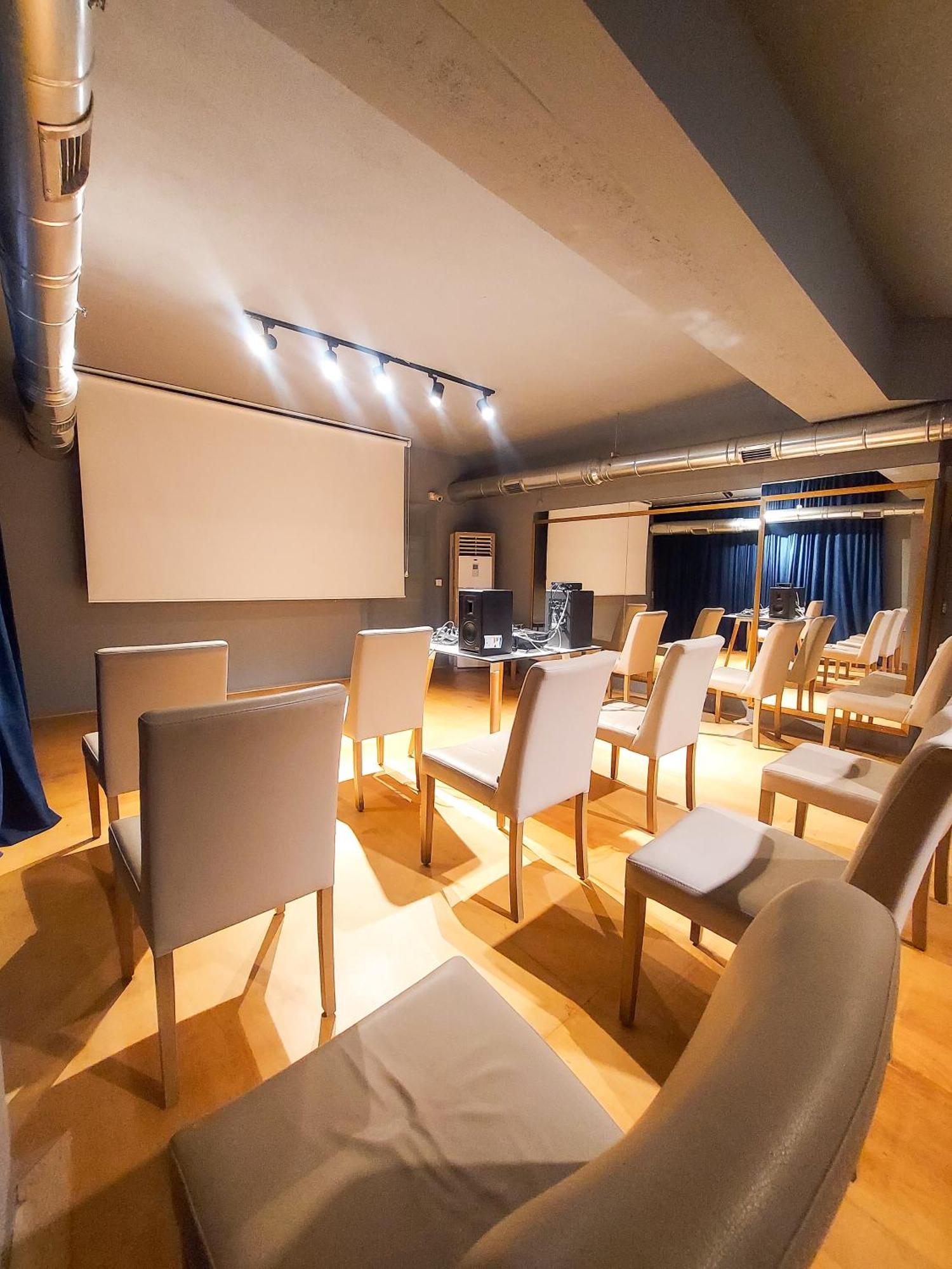 تْشاناكالي Udi Hotel المظهر الخارجي الصورة