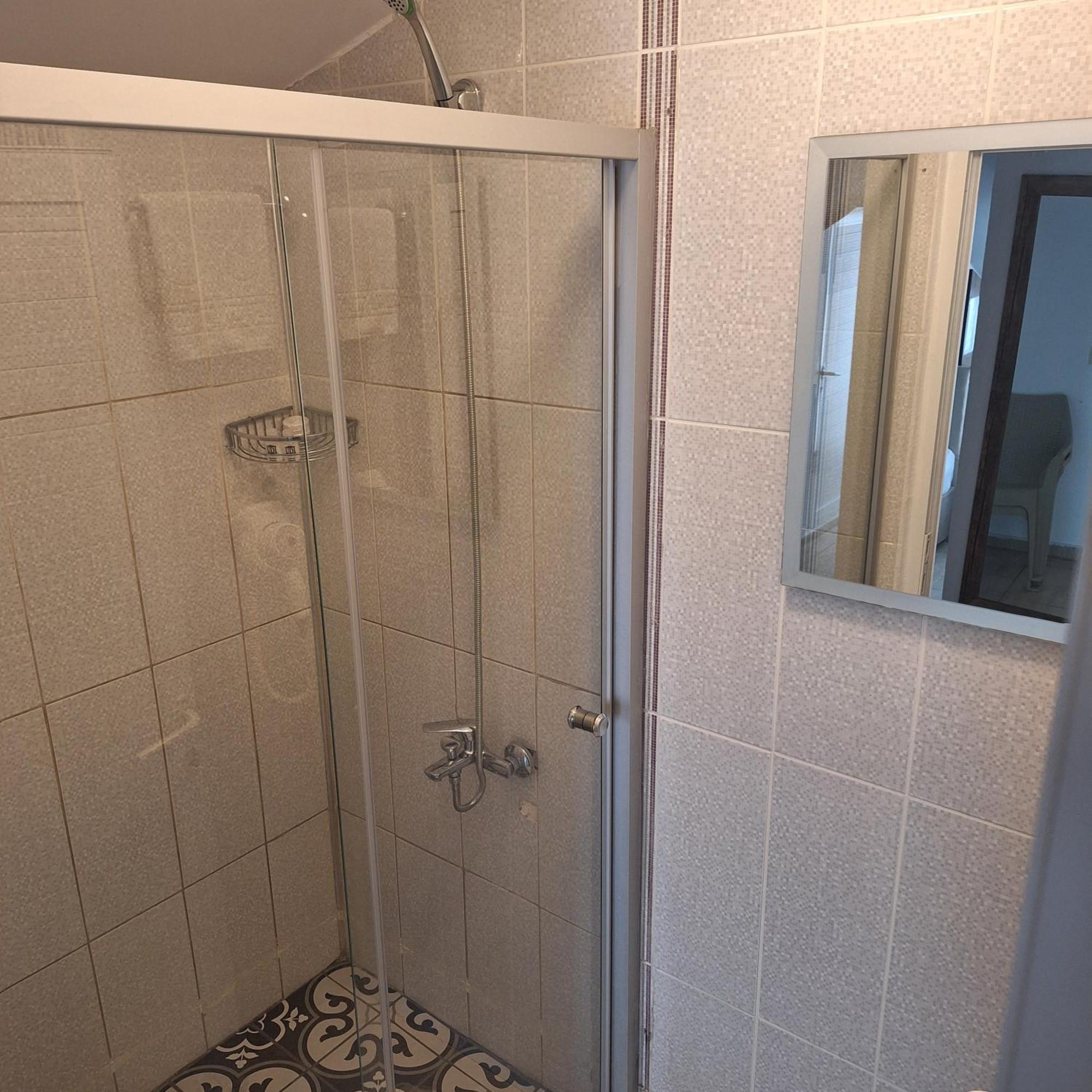 تْشاناكالي Udi Hotel المظهر الخارجي الصورة